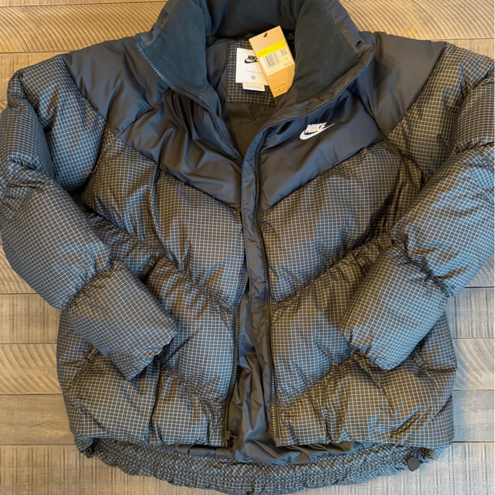 Nike Therma-Fit WindPuffer Grid Padded Loose Fit Jacket Women's Size Small (NWT) - Picture 8 of 14
